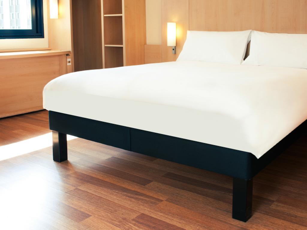 Ibis Chuzhou 1912 Hotel Kültér fotó
