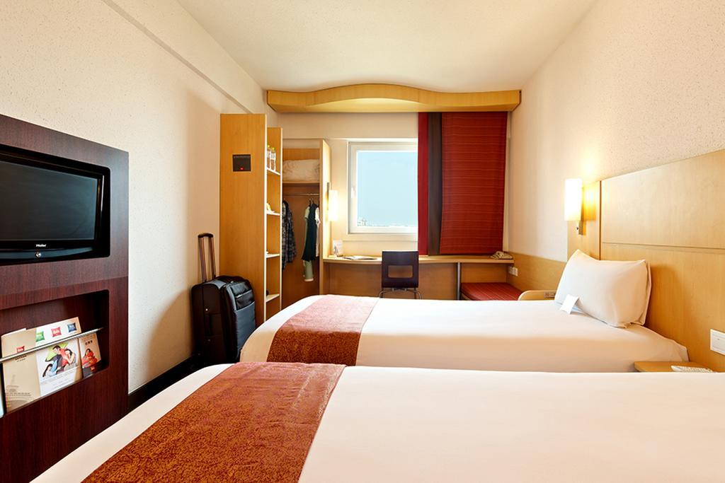 Ibis Chuzhou 1912 Hotel Kültér fotó