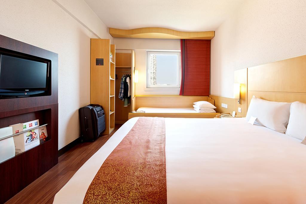 Ibis Chuzhou 1912 Hotel Kültér fotó