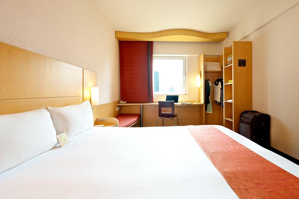 Ibis Chuzhou 1912 Hotel Kültér fotó