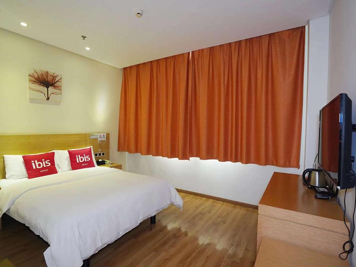 Ibis Chuzhou 1912 Hotel Kültér fotó