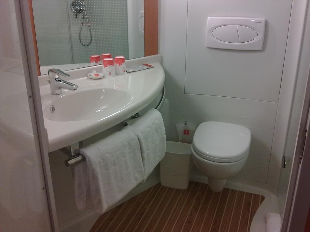 Ibis Chuzhou 1912 Hotel Kültér fotó